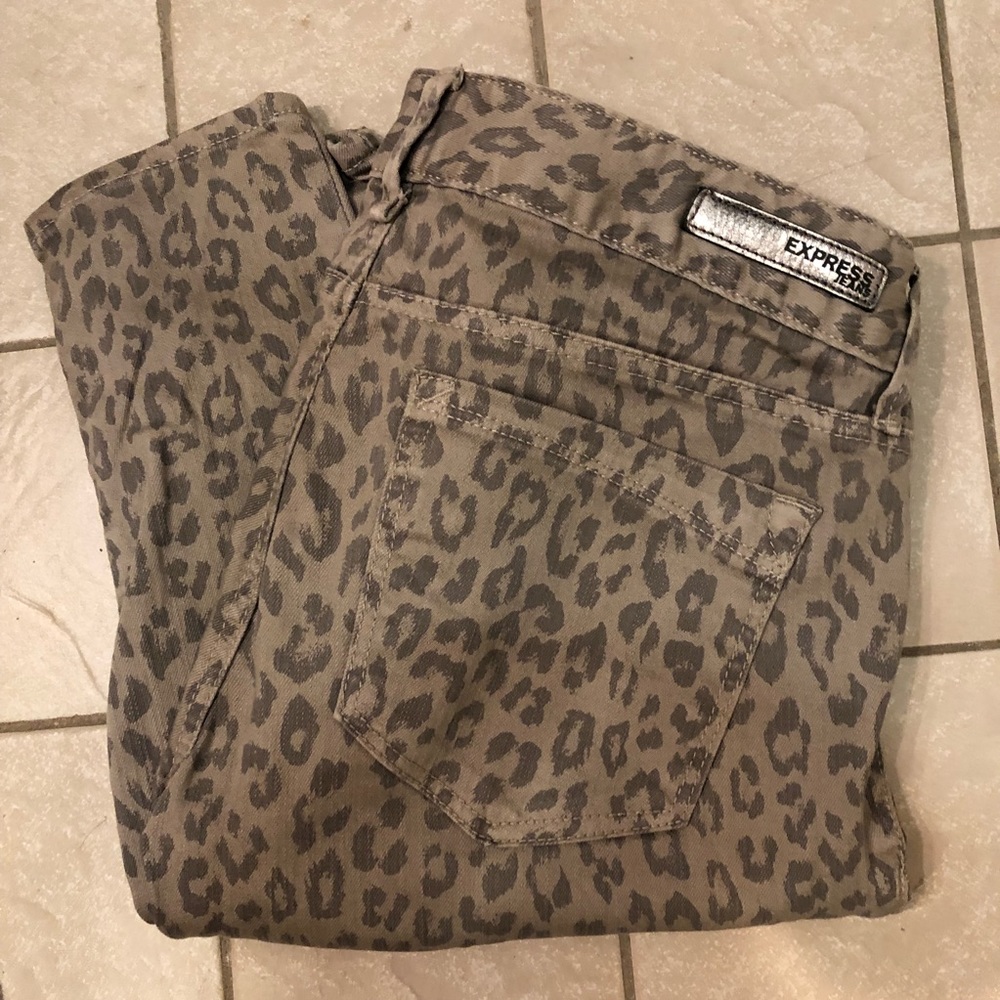 Express Beige Cheetah Jeans